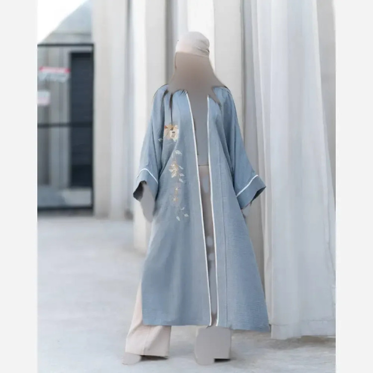 مانتو عبایی بهار گل کرپ ریزشی مزونی دوز فری سایز 38 تا 56 سه رنگ مشکی قهوه ای ملانژ